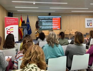 Montserrat Calle y Nerea Martínez en una formación