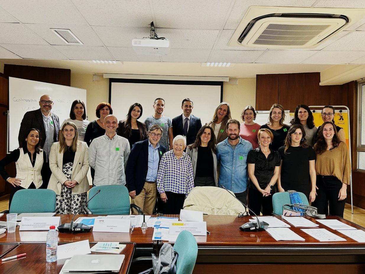 Participantes en el taller Valorizar las clases multilingües, con expertas del ECML