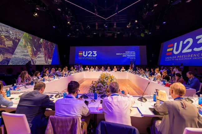 La AEE coorganiza la reunión de alto nivel sobre educación y formación de los 27 Estados miembros de la UE