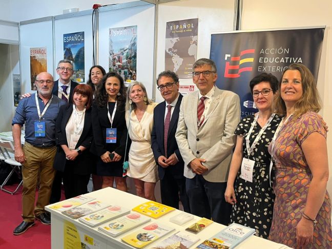 Subdirectora general y consejeros de Educación de Alemania, China, Reino Unido y Suiza