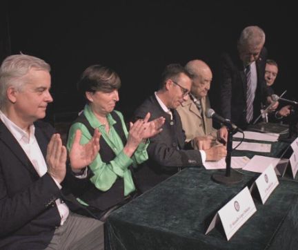 Firma del convenio entre el MEFD y y el Instituto Gallego Hispano Argentino “Santiago Apóstol”